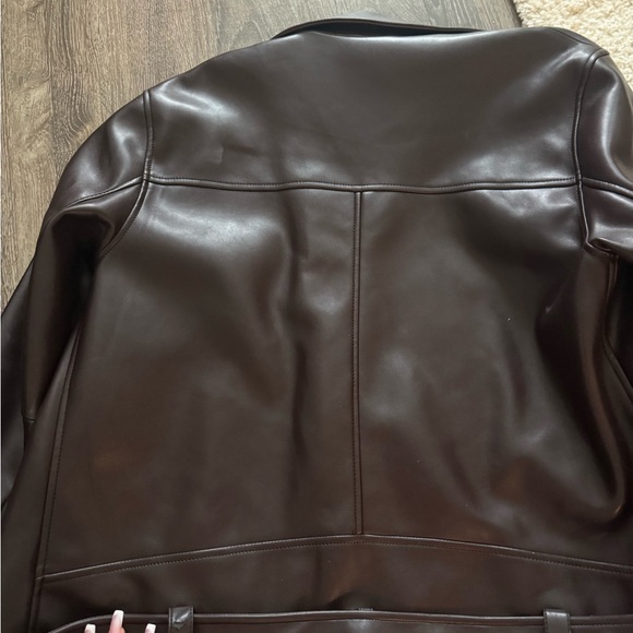 Aritzia oversized ox blood vegan leather jacket size medium - Picture 9 of 11
